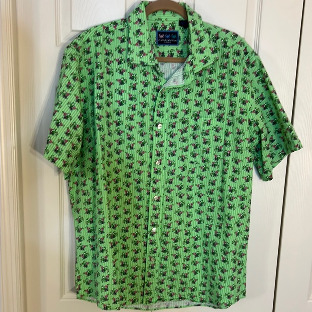 Charleston Threads green cocktail pattern short sleeve